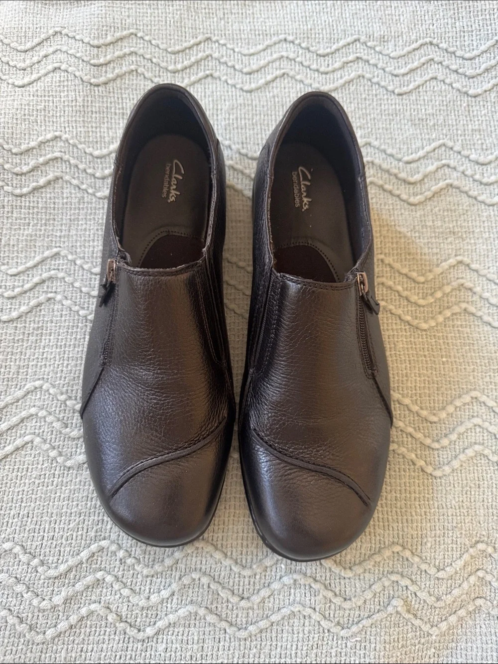 Clarks Bendables Brown Leather Slip-On Loafers Side Zip | Size 11 W